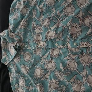 (ACCEPTING ALL OFFERS) Floral Dress Shirt
